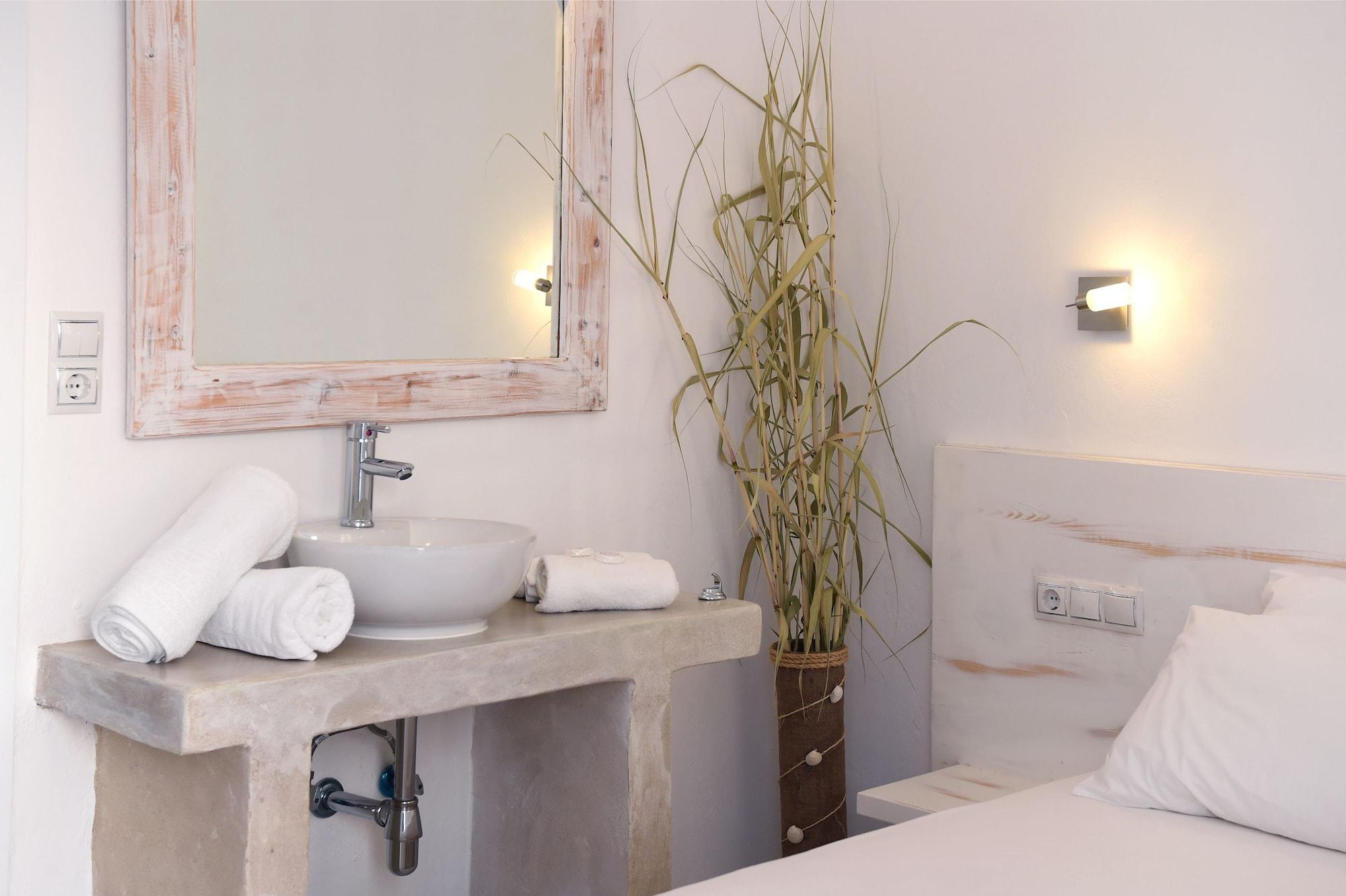 Porto Naoussa (Adults Only) Hotel ภายนอก รูปภาพ