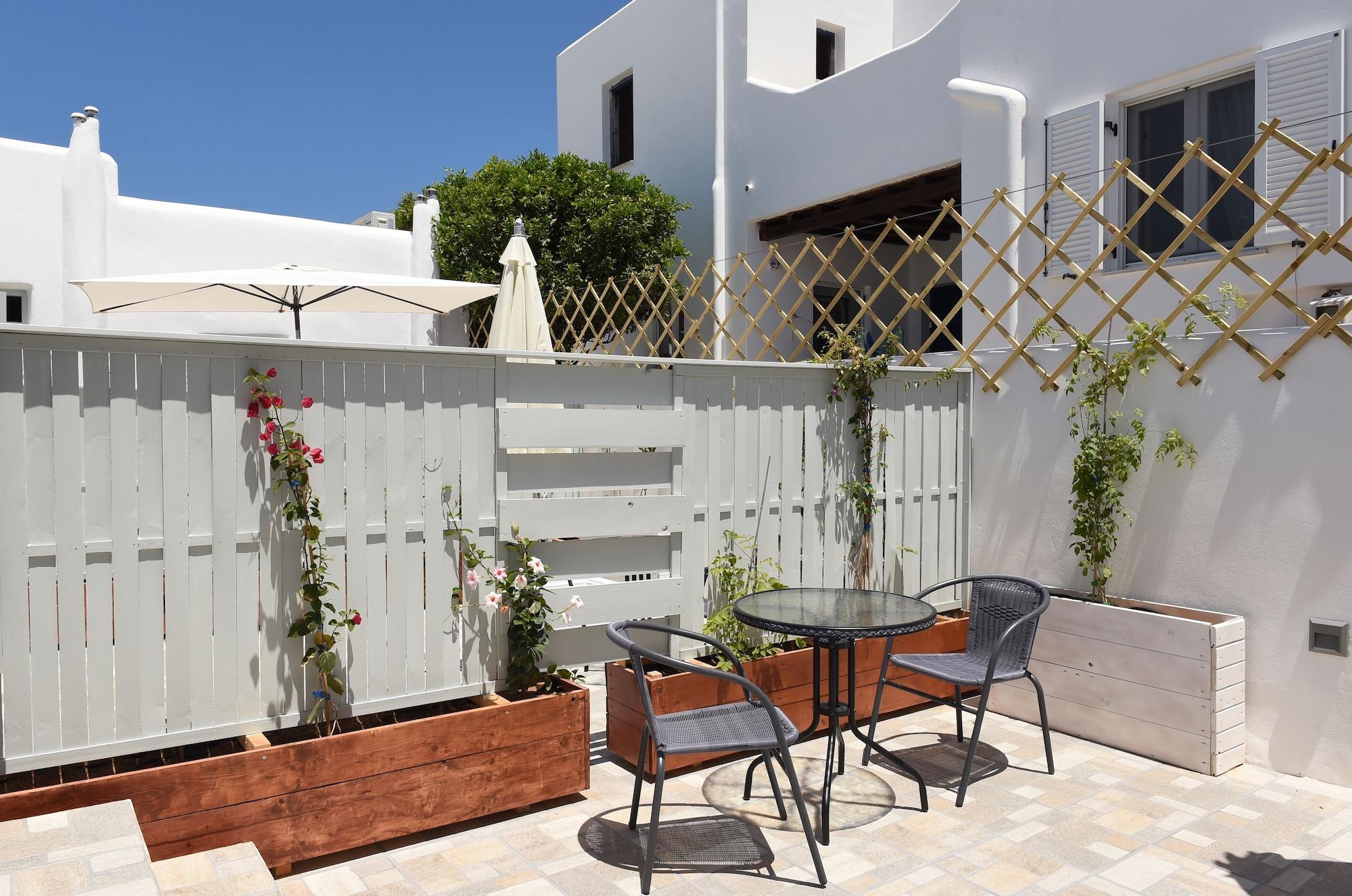 Porto Naoussa (Adults Only) Hotel ภายนอก รูปภาพ