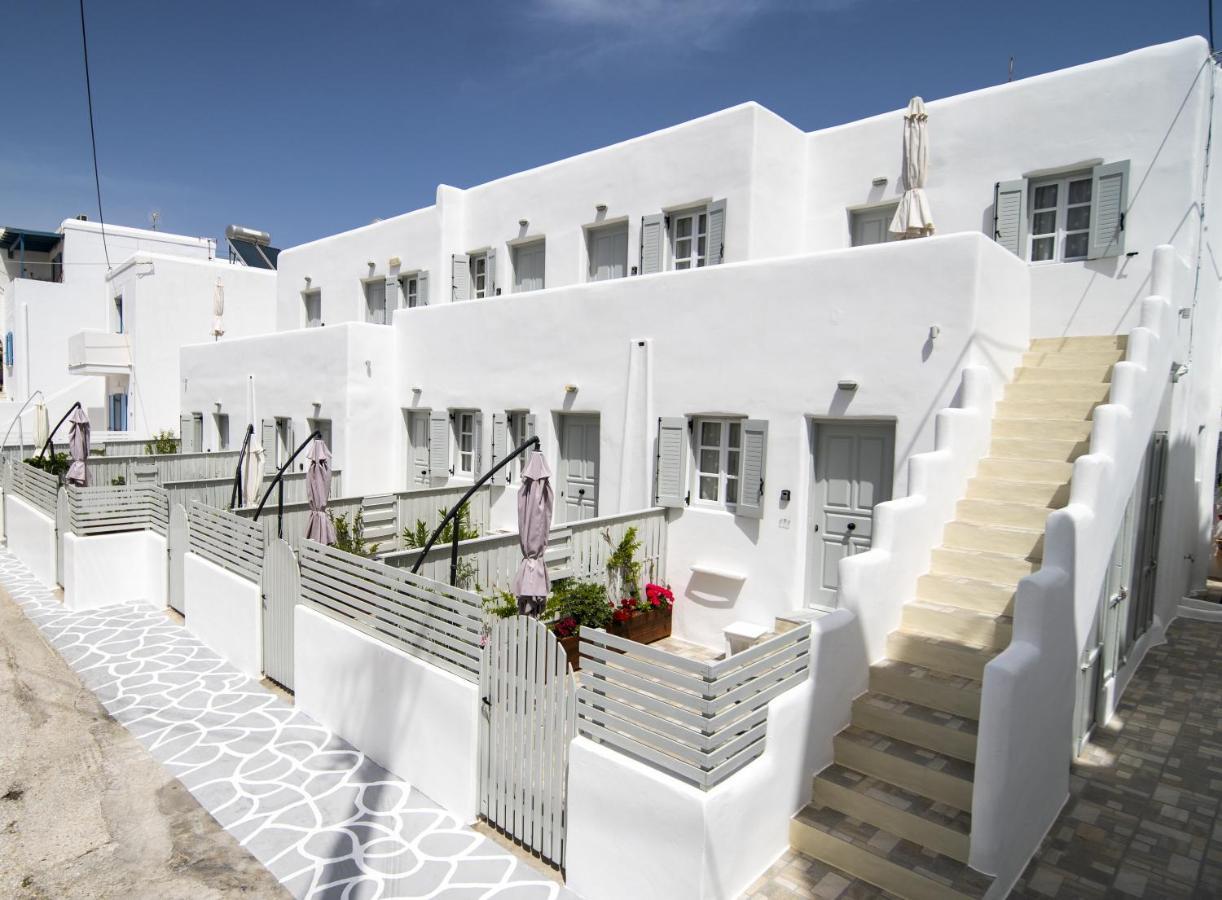 Porto Naoussa (Adults Only) Hotel ภายนอก รูปภาพ